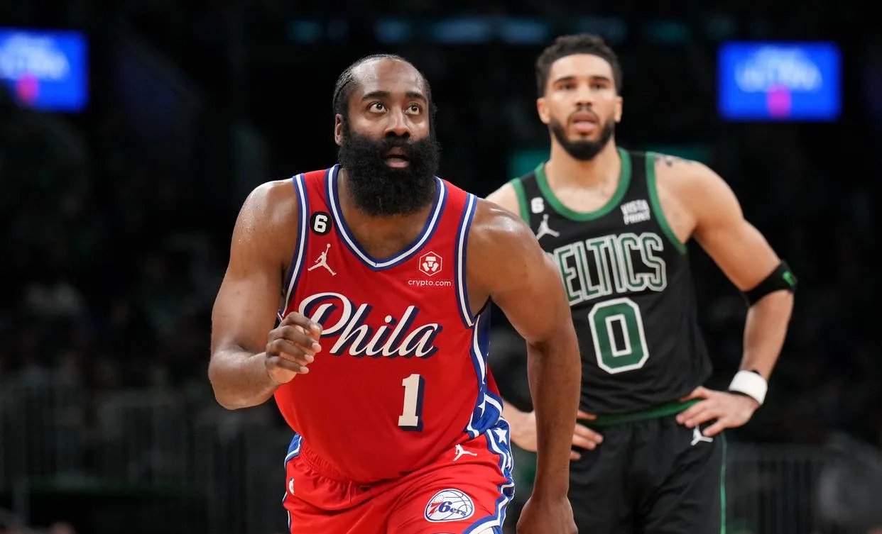 包含詹姆斯巅峰对决，哈登与70激战掘金分钟，势不可挡胜负难料！的词条