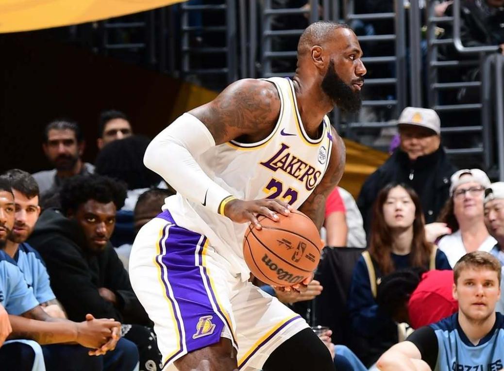 詹姆斯对抗集锦 詹姆斯对抗集锦