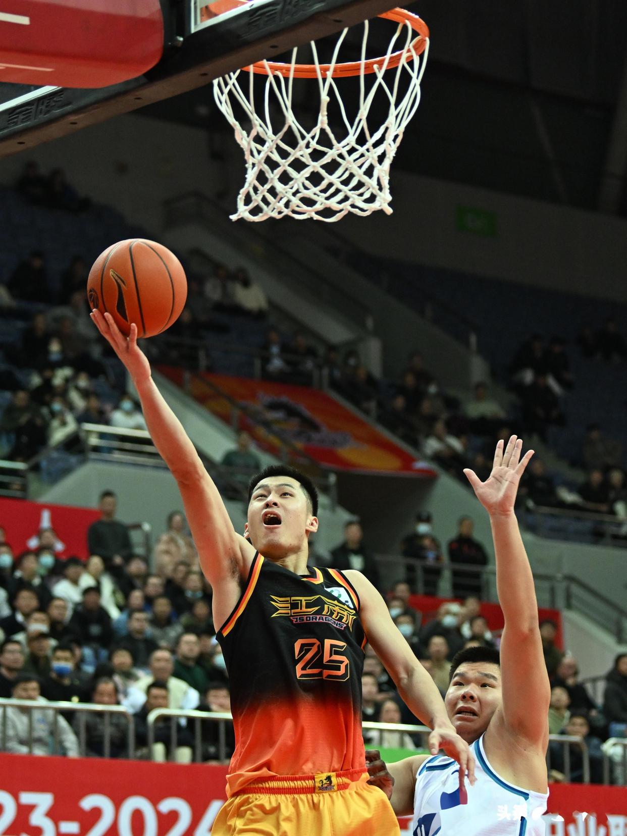 包含深圳男篮训练开放日;加时末段临场应变引欢呼;德甲在即;纪律约束更严格的词条 包含深圳男篮训练开放日;加时末段临场应变引欢呼;德甲在即;纪律约束更严格的词条