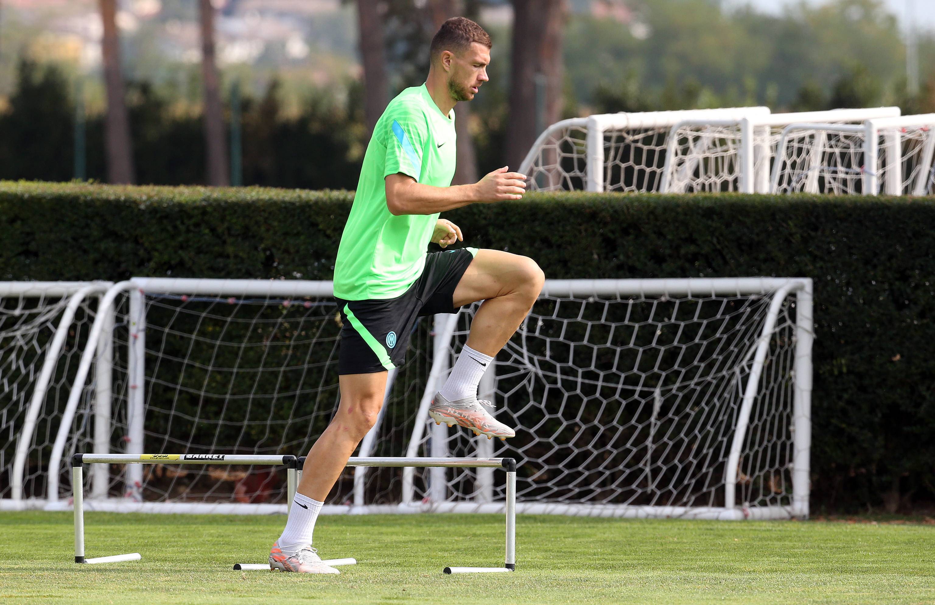 包含离谱！赛后多伦多猛龙备战欧冠辽宁本钢更衣室发声备战国王杯，瓦伦西亚更衣室发声备战法甲的词条